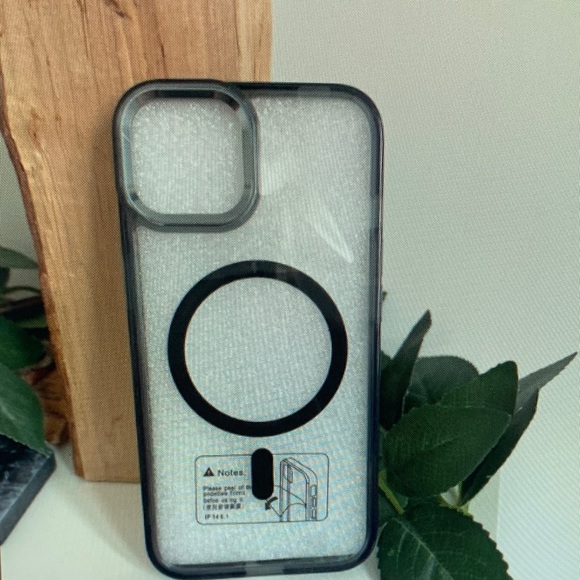 Apple Other - Apple Clear Case with Black Accents